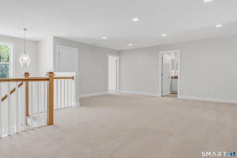 23 Woods Lane Newtown CT 06470