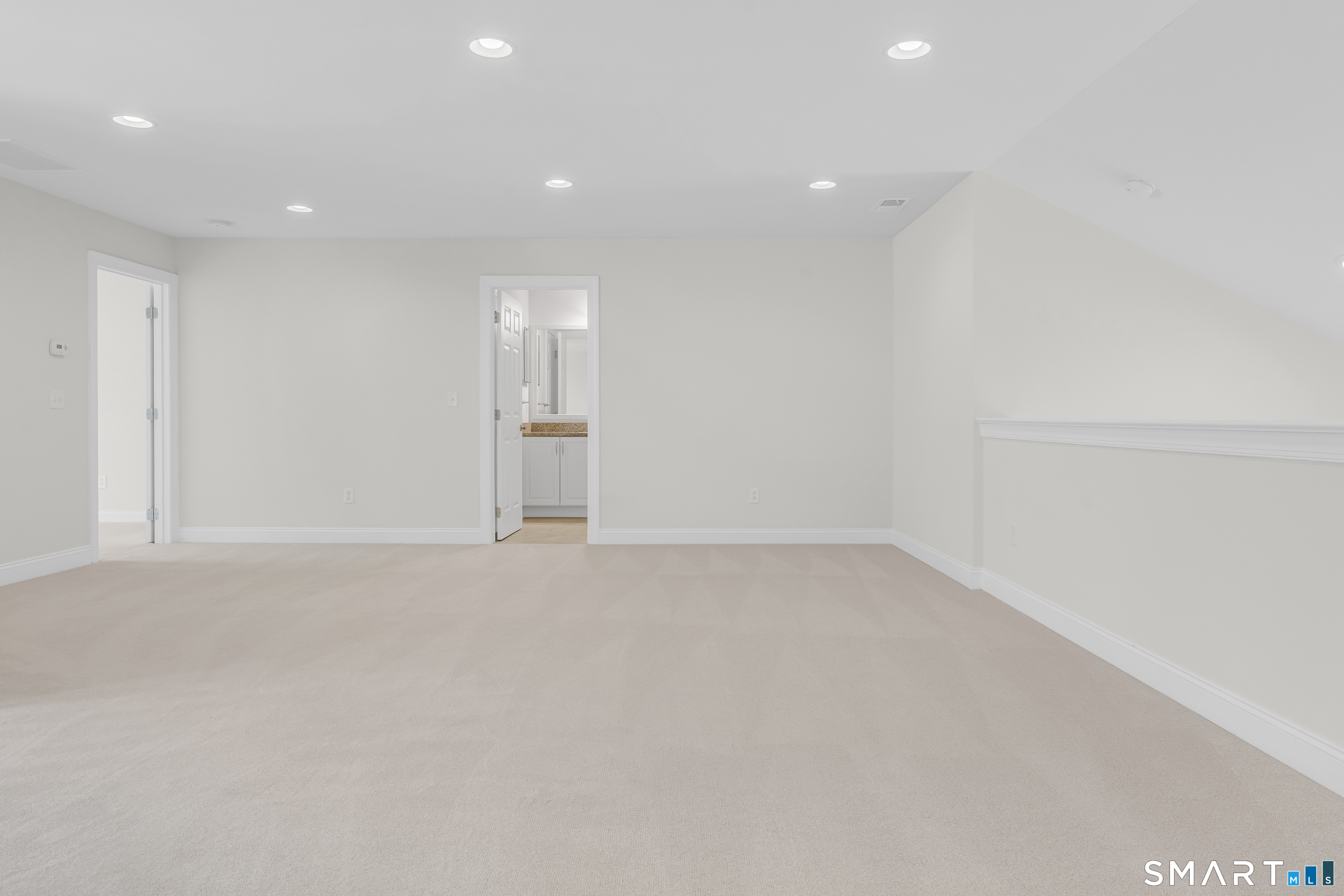 23 Woods Lane Newtown CT 06470