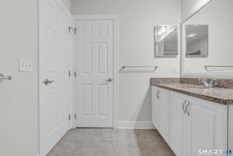 23 Woods Lane Newtown CT 06470
