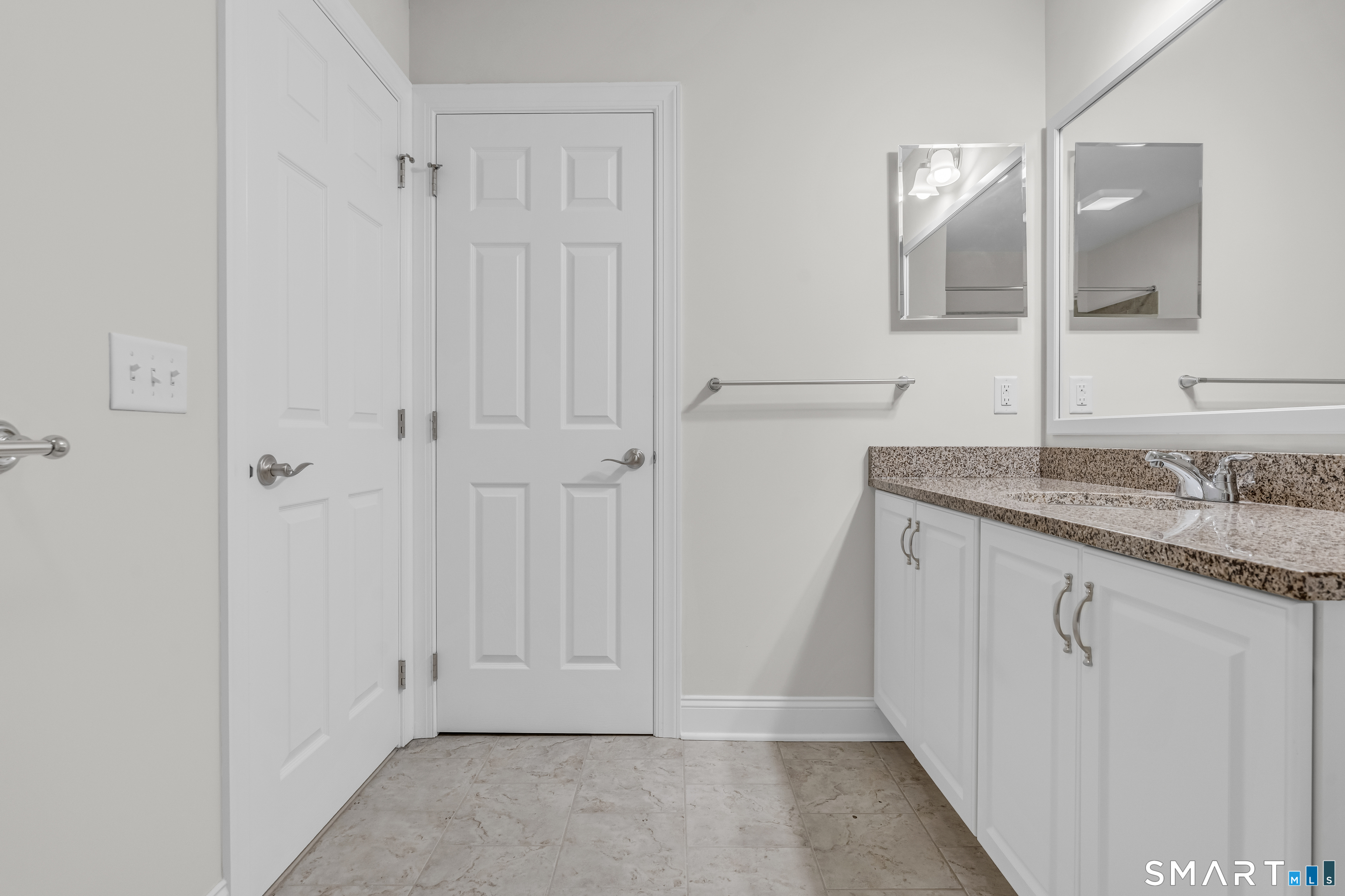 23 Woods Lane Newtown CT 06470