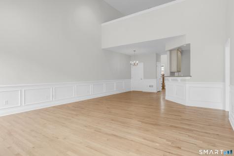 23 Woods Lane Newtown CT 06470