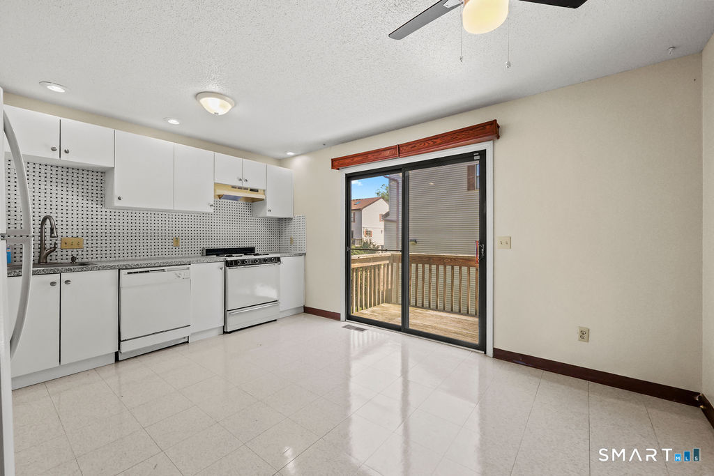 15 Crest Street West Haven CT 06516