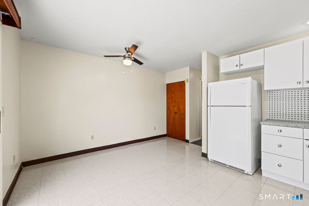 15 Crest Street West Haven CT 06516