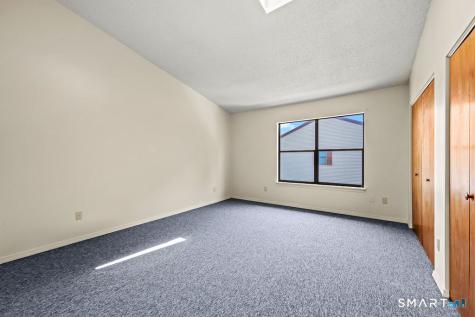 15 Crest Street West Haven CT 06516