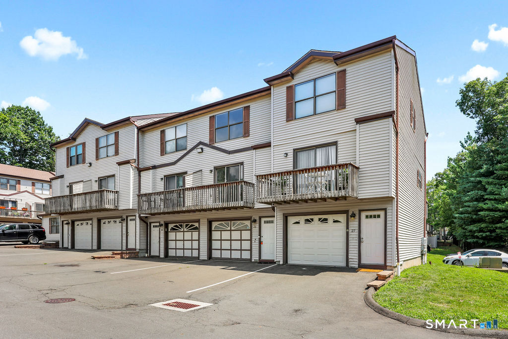 15 Crest Street West Haven CT 06516