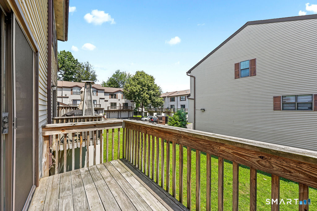 15 Crest Street West Haven CT 06516