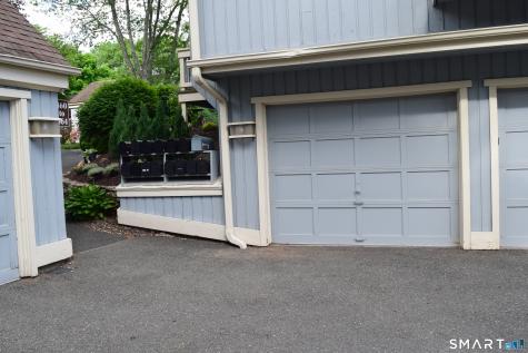 464 Heritage Village Southbury CT 06488