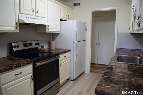 464 Heritage Village Southbury CT 06488