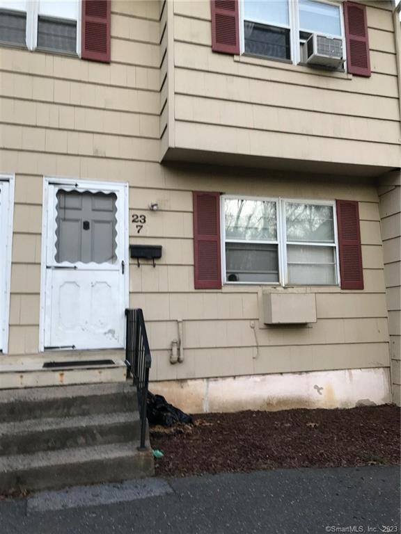 23 Lantern Park Drive Naugatuck CT 06770