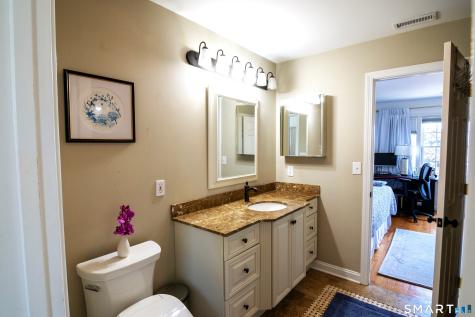 19 Saint Andrews Circle Wallingford CT 06492