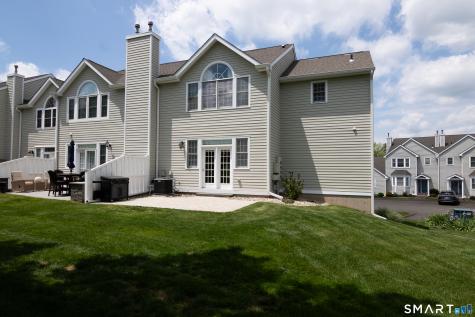 19 Saint Andrews Circle Wallingford CT 06492