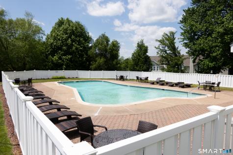 19 Saint Andrews Circle Wallingford CT 06492
