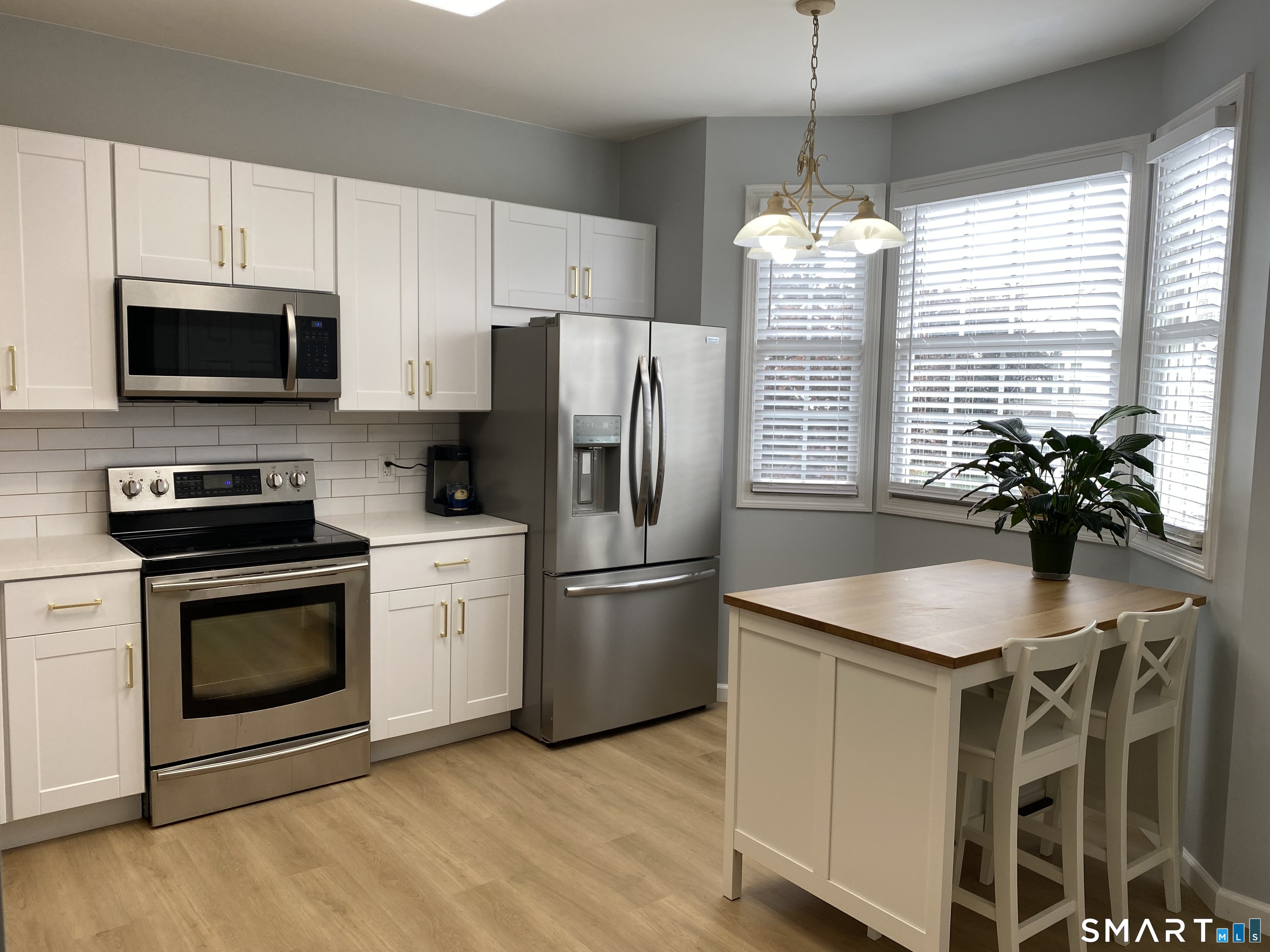 19 Saint Andrews Circle Wallingford CT 06492