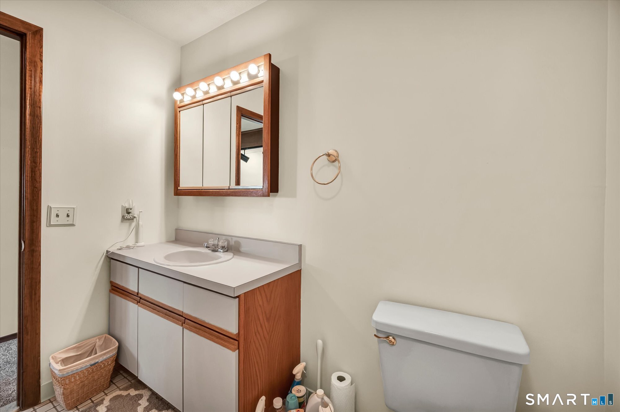95 Copper Beech Drive Rocky Hill CT 06067