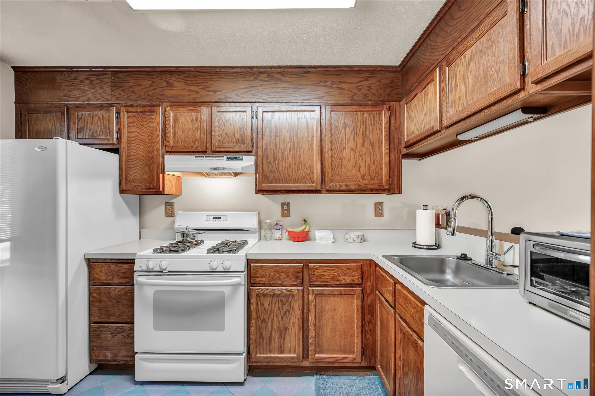 95 Copper Beech Drive Rocky Hill CT 06067
