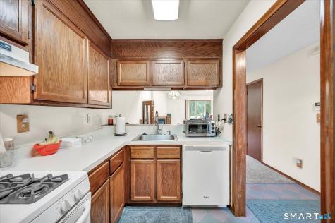 95 Copper Beech Drive Rocky Hill CT 06067