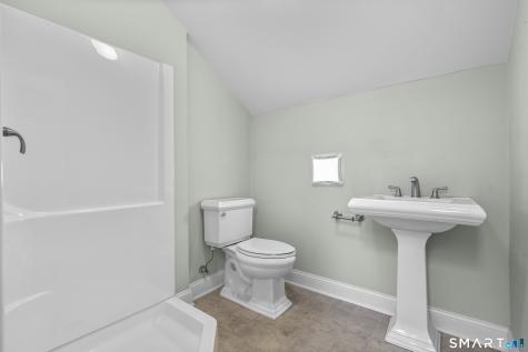 122 North Fair Street Guilford CT 06437
