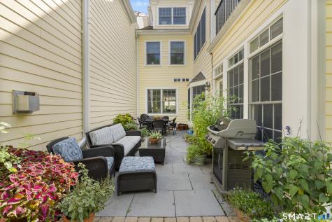 122 North Fair Street Guilford CT 06437