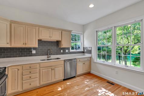 6 Wyckford Lane Old Lyme CT 06371