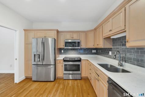 6 Wyckford Lane Old Lyme CT 06371