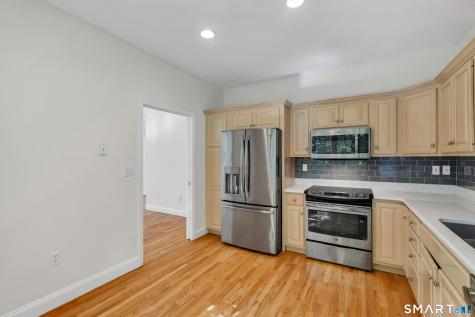 6 Wyckford Lane Old Lyme CT 06371