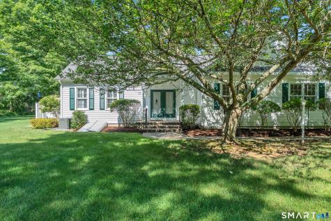 6 Wyckford Lane Old Lyme CT 06371