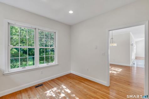 6 Wyckford Lane Old Lyme CT 06371