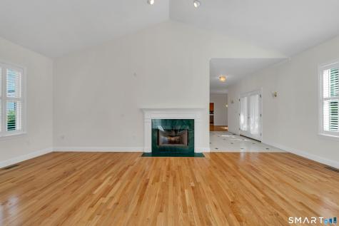 6 Wyckford Lane Old Lyme CT 06371