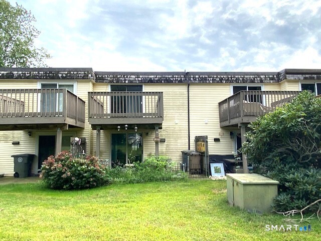 127 Black Point Road East Lyme CT 06357
