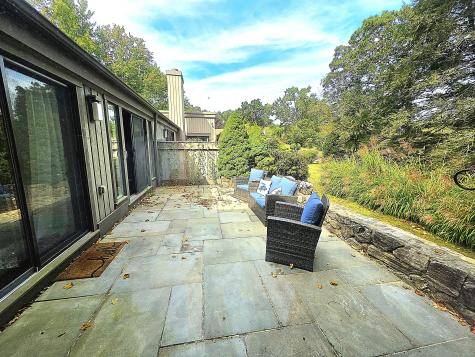 327 Heritage Village Southbury CT 06488