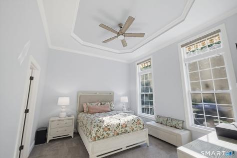 28 Iris Way Berlin CT 06037