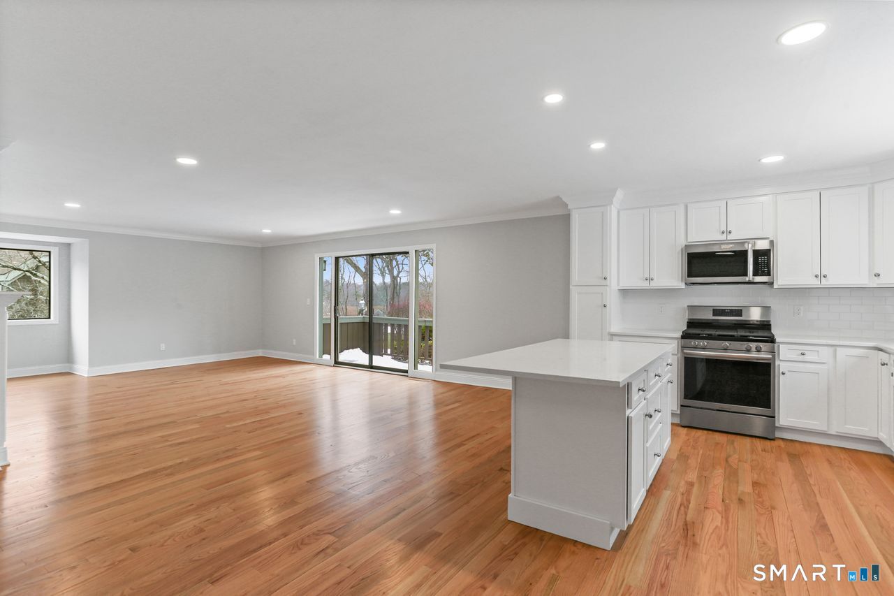 55 Black Hawk Lane Stratford CT 06614