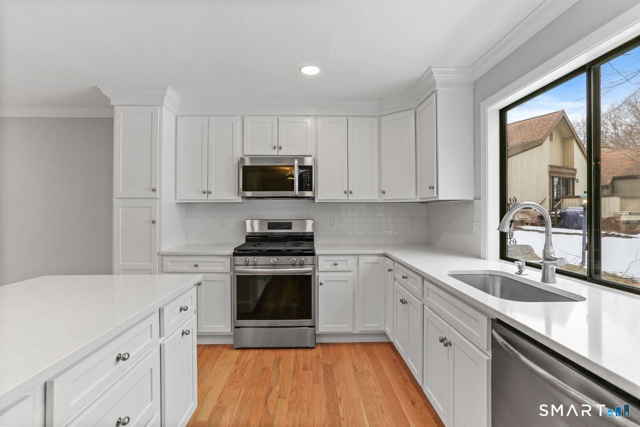 55 Black Hawk Lane Stratford CT 06614