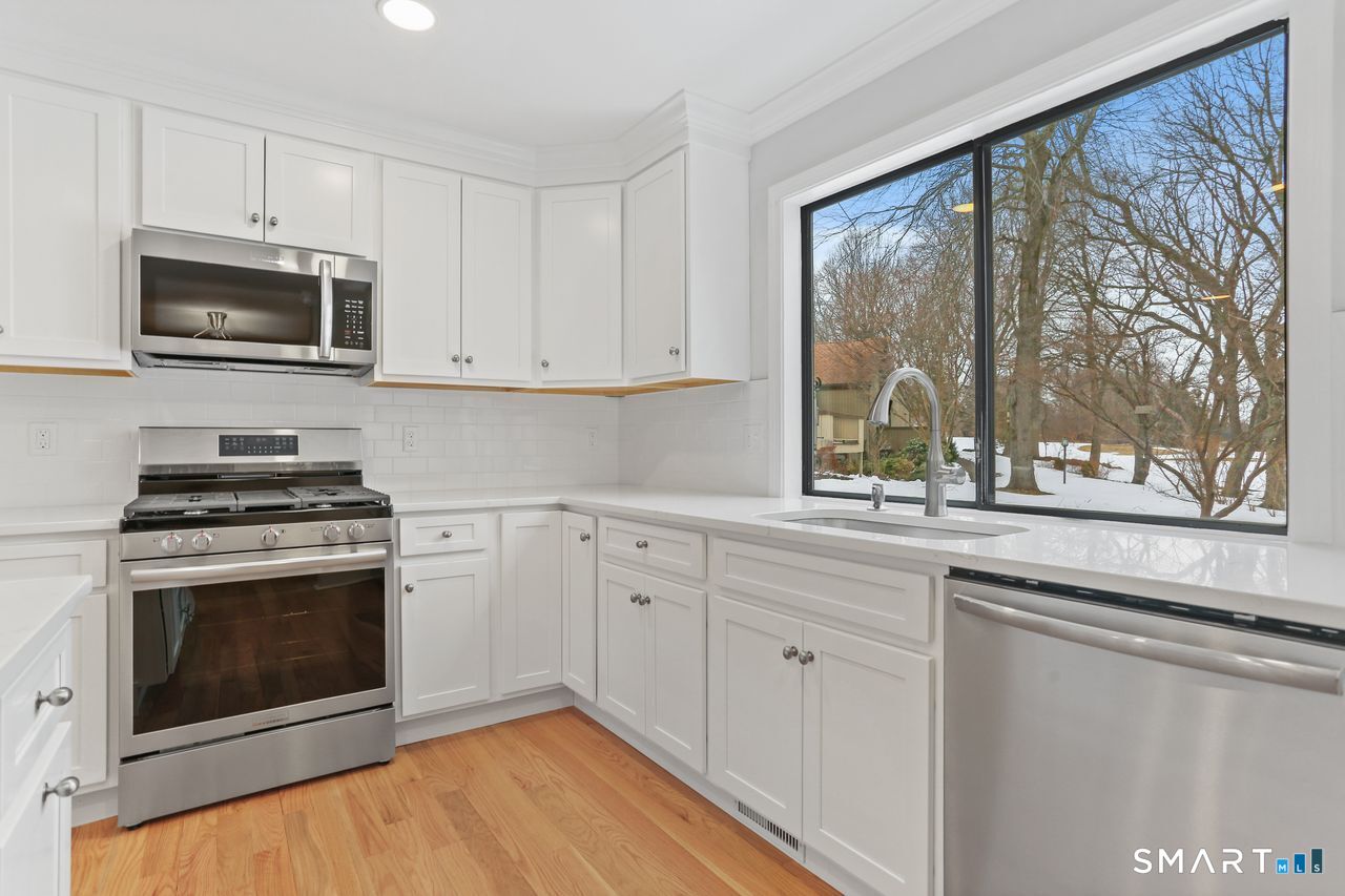 55 Black Hawk Lane Stratford CT 06614