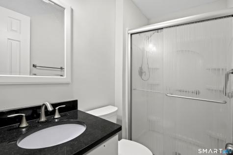 148 Conestoga Way Glastonbury CT 06033
