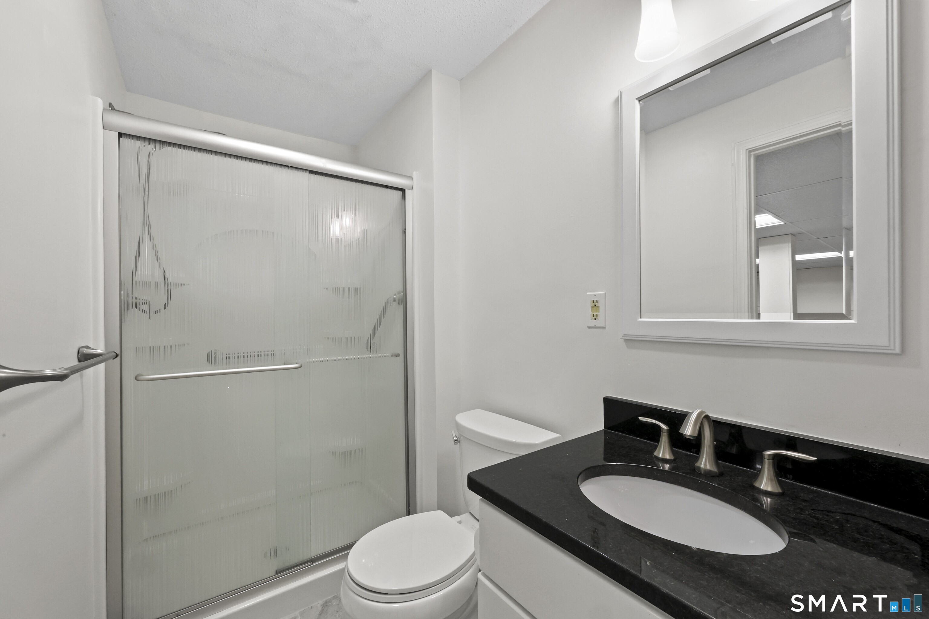 148 Conestoga Way Glastonbury CT 06033