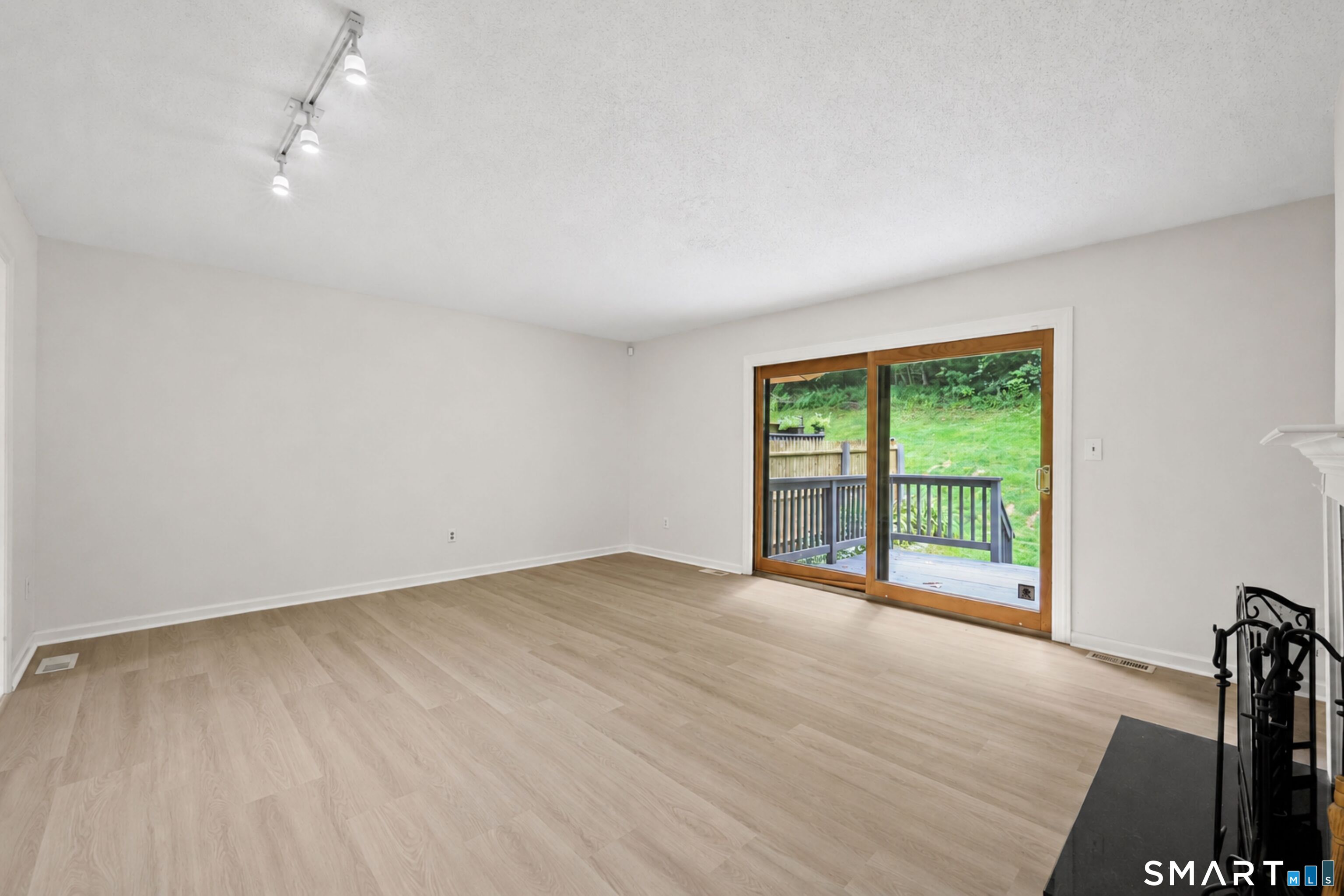 148 Conestoga Way Glastonbury CT 06033