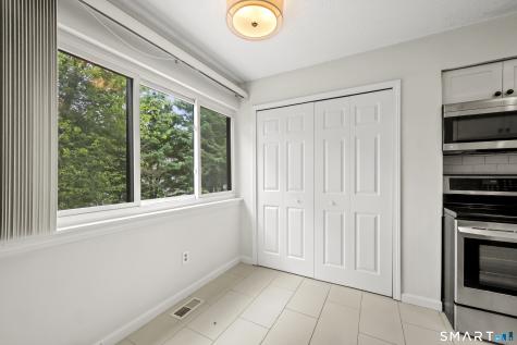 148 Conestoga Way Glastonbury CT 06033