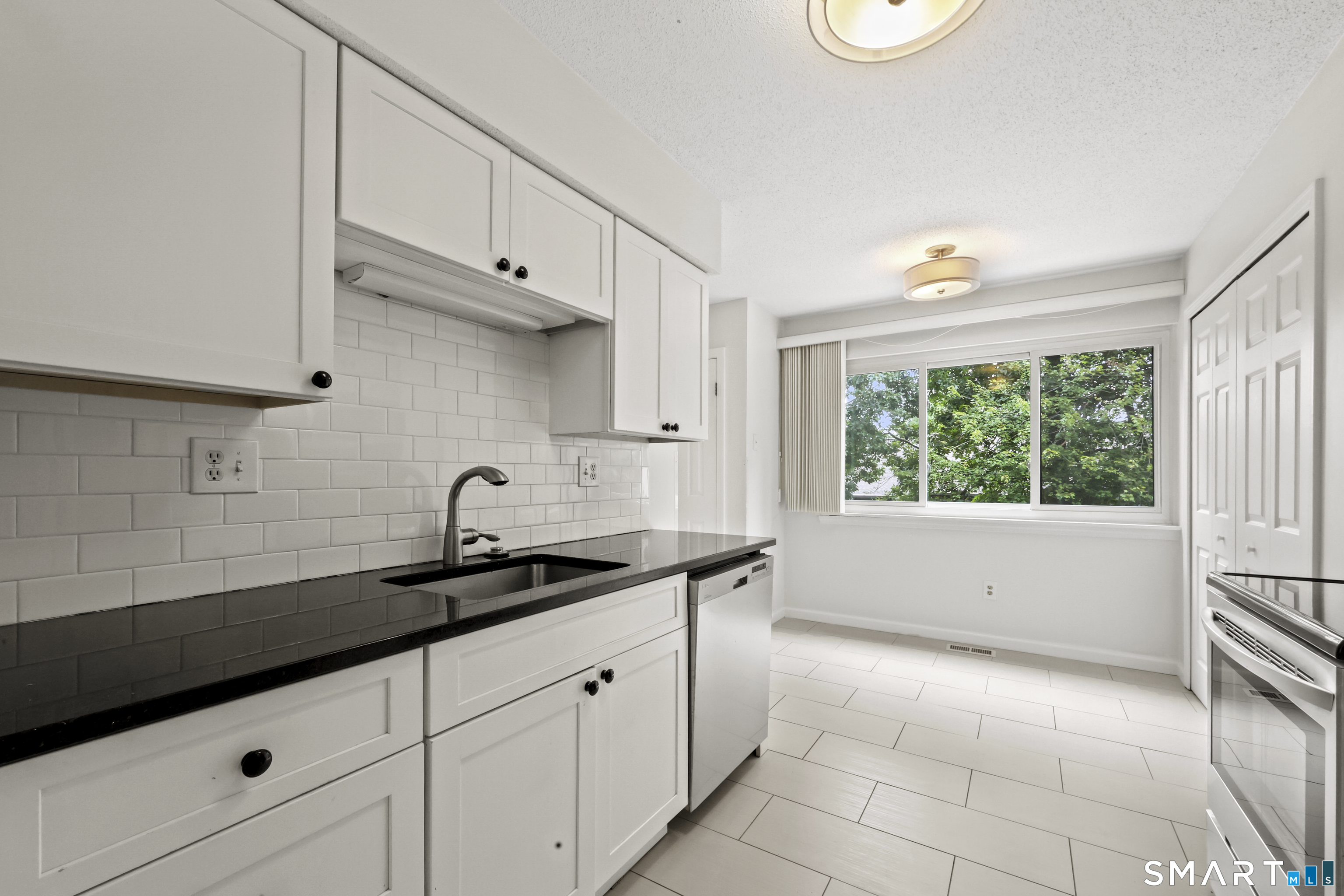 148 Conestoga Way Glastonbury CT 06033