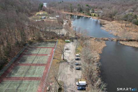 4 Deer Hill Court Woodbury CT 06798