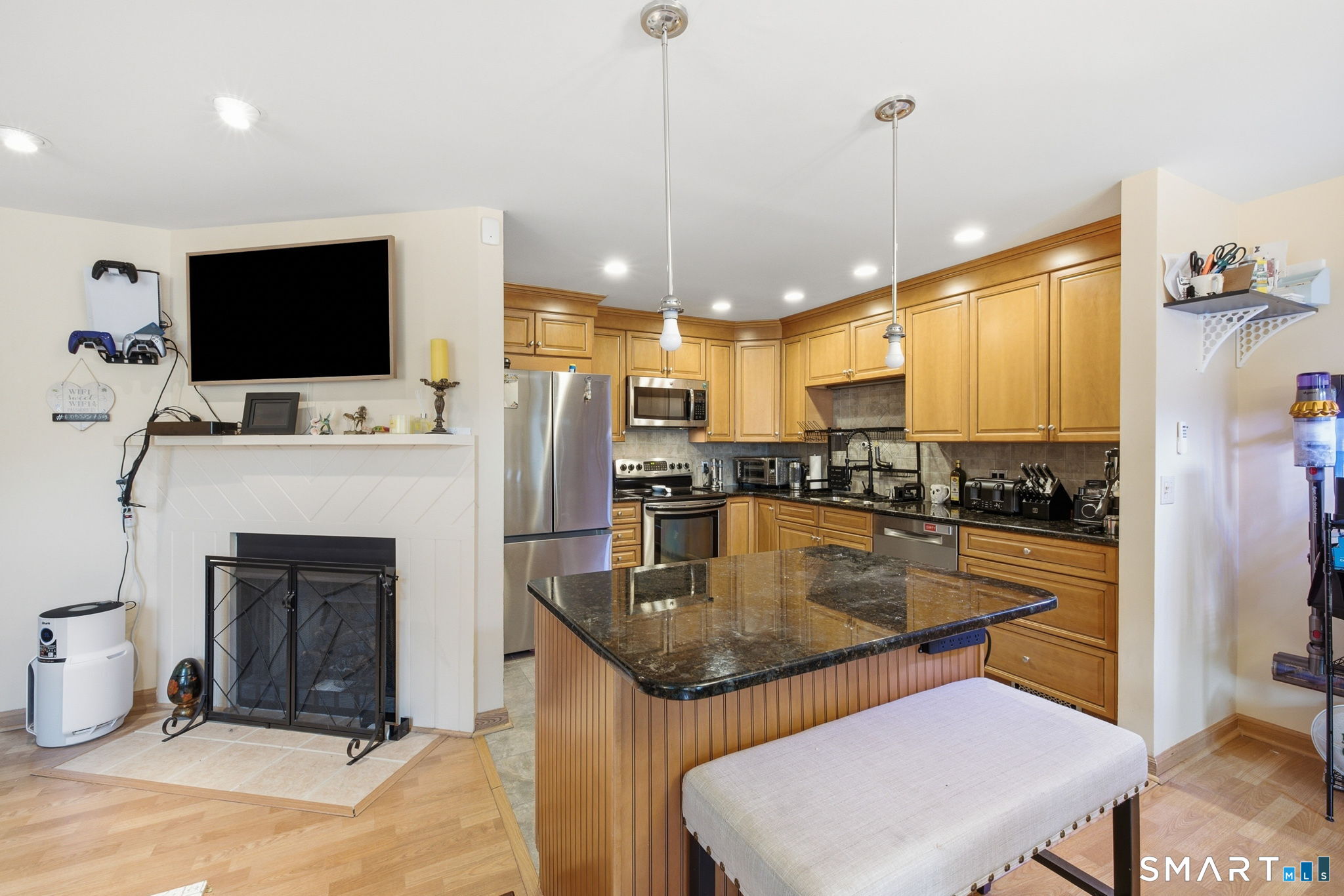 12 Spindle Hill Road Wolcott CT 06716