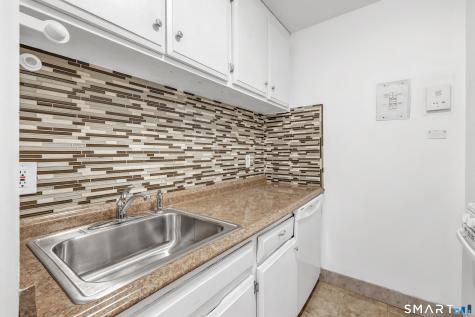 2625 Park Avenue Bridgeport CT 06604