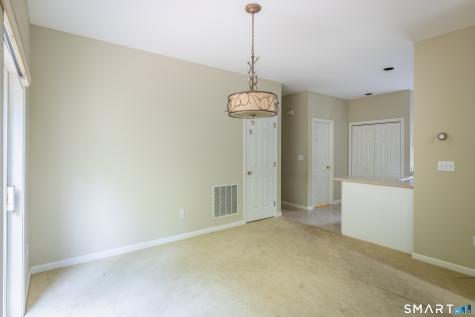 194 Summerfield Gardens Shelton CT 06484