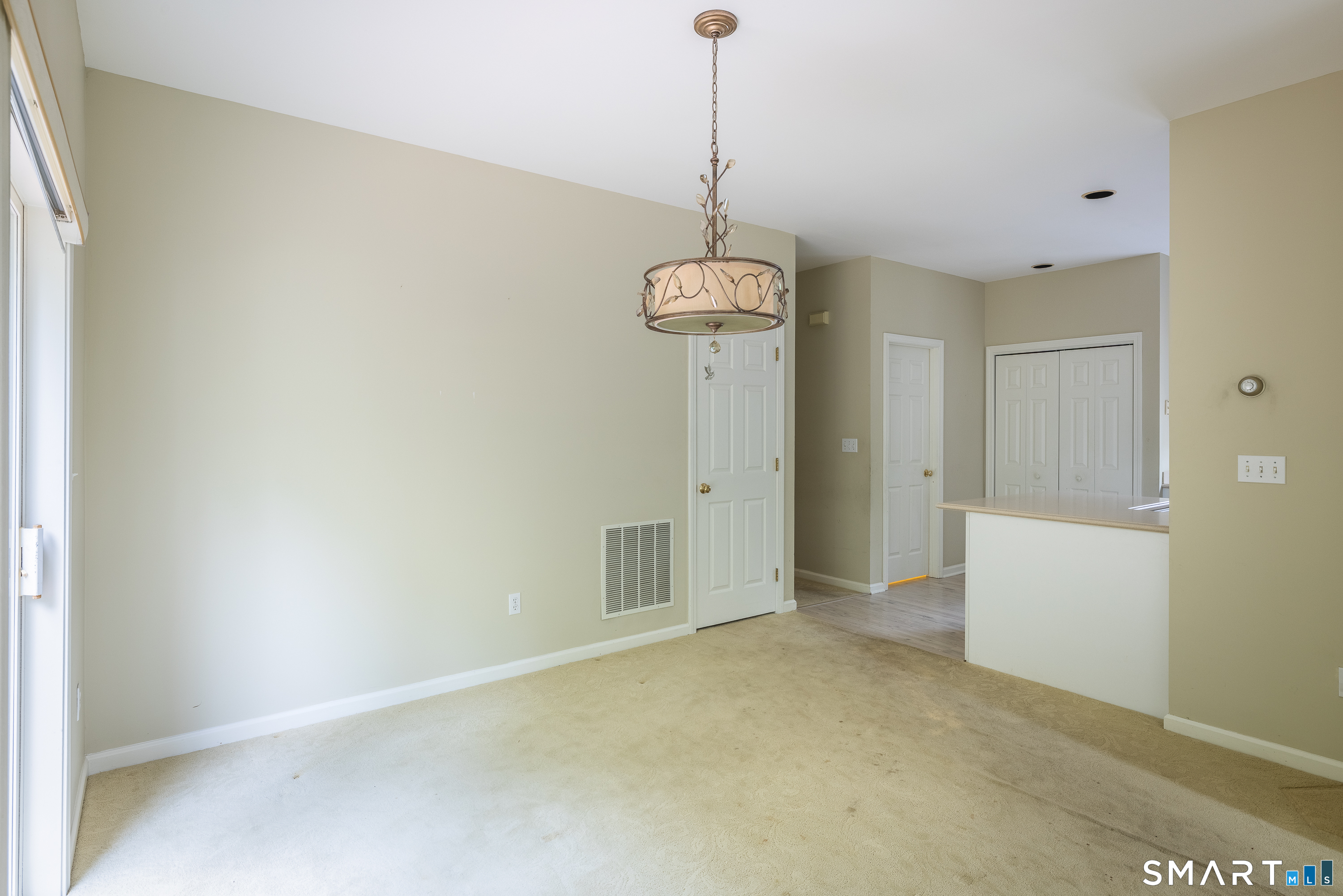 194 Summerfield Gardens Shelton CT 06484