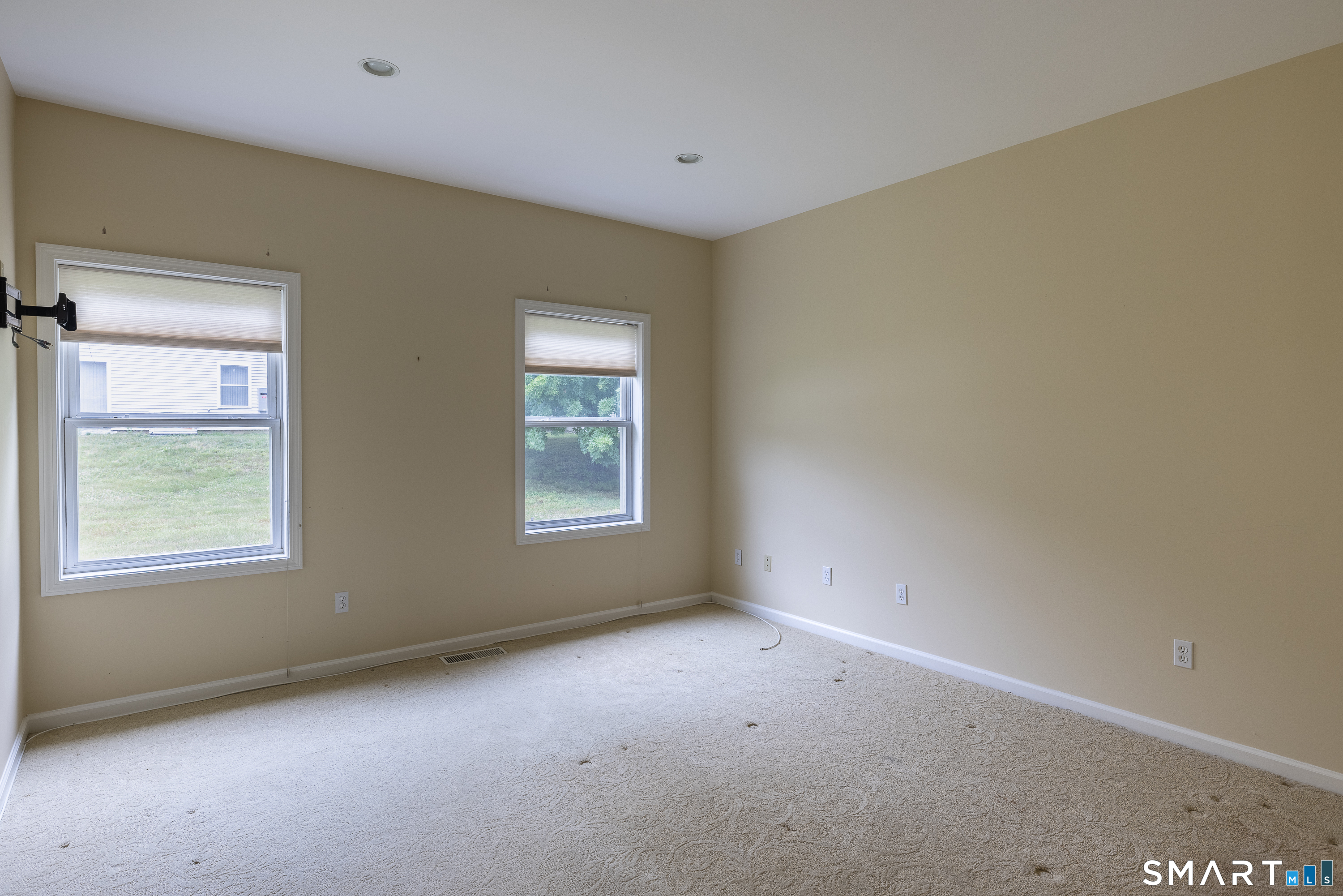 194 Summerfield Gardens Shelton CT 06484