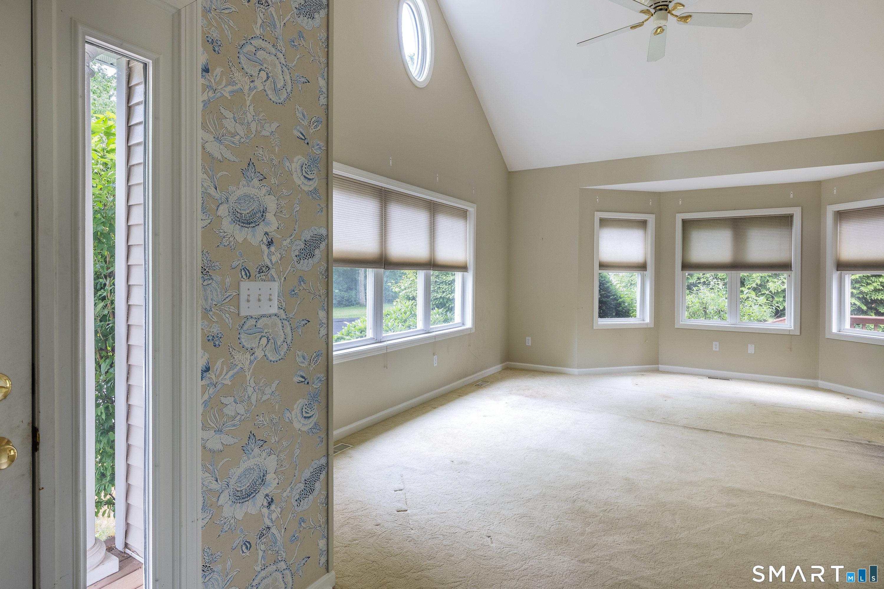194 Summerfield Gardens Shelton CT 06484