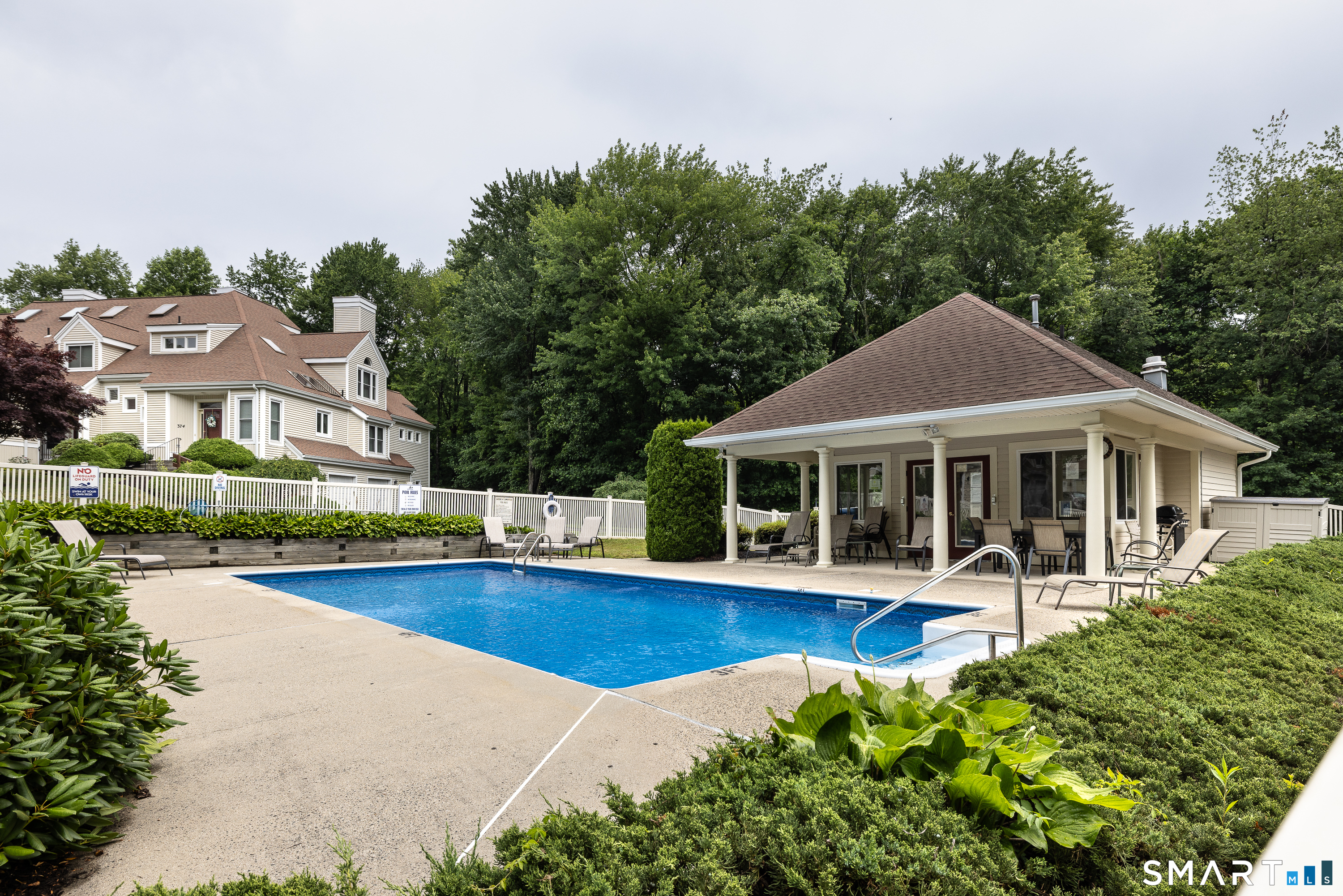 194 Summerfield Gardens Shelton CT 06484