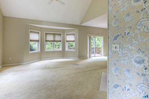 194 Summerfield Gardens Shelton CT 06484