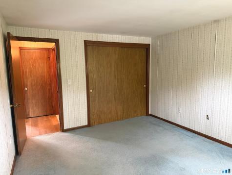 42 Churchill Drive Newington CT 06111