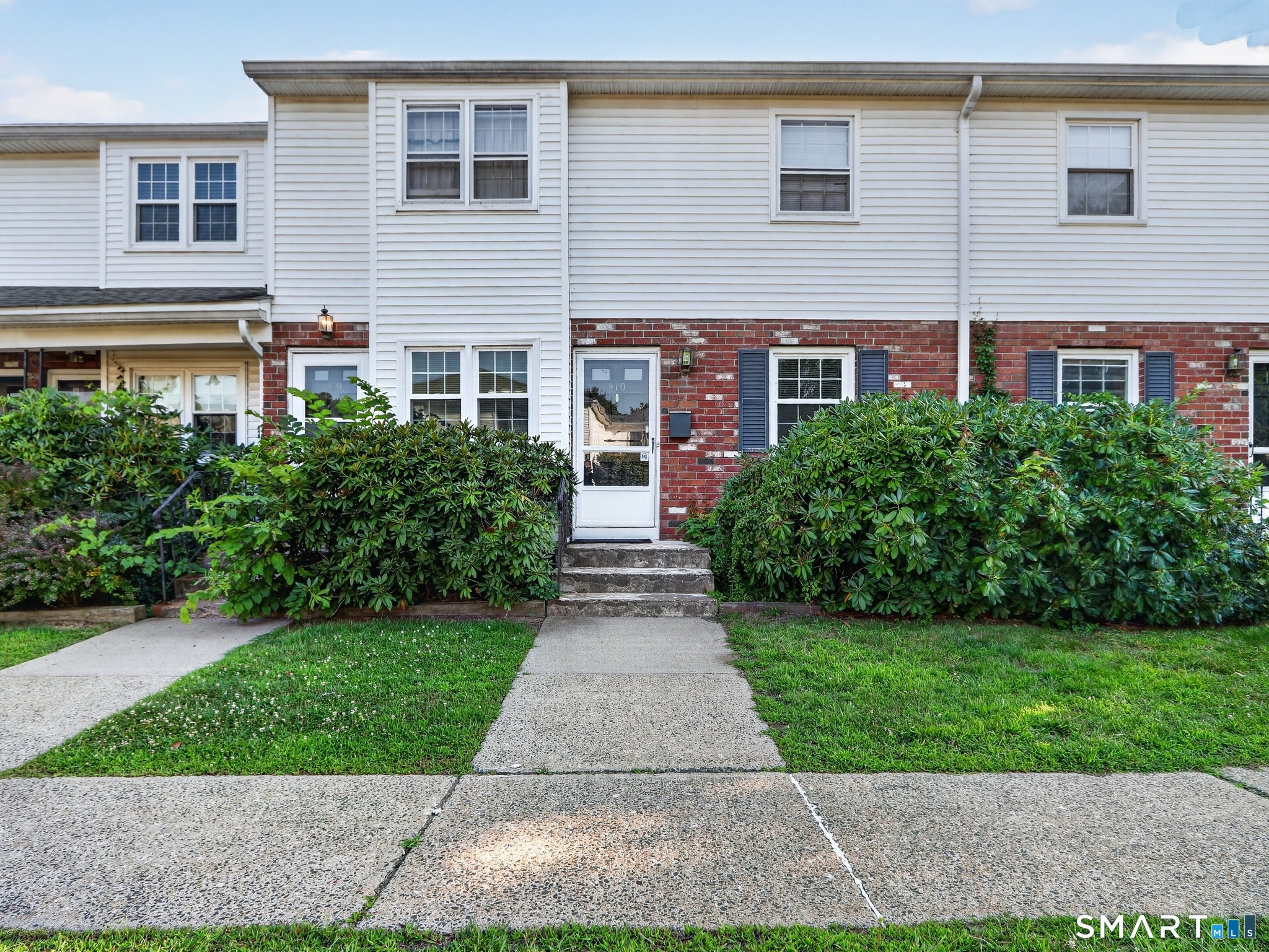 10 Bradley Circle Enfield CT 06082
